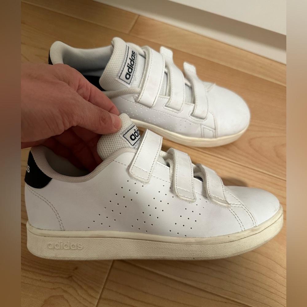 Adidas - Picture 2 of 9